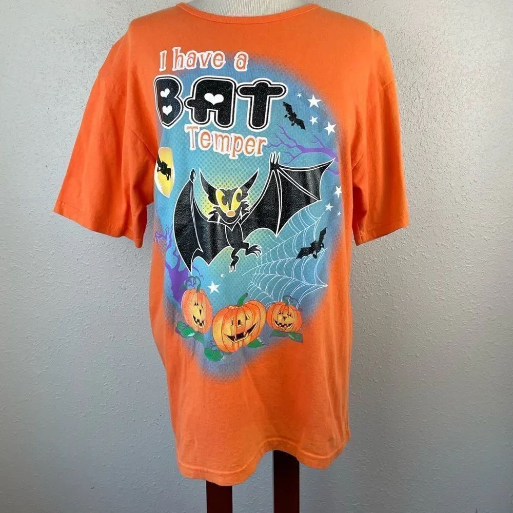 Halloween I Have A Bat Temper T-Shirt Size L EUC